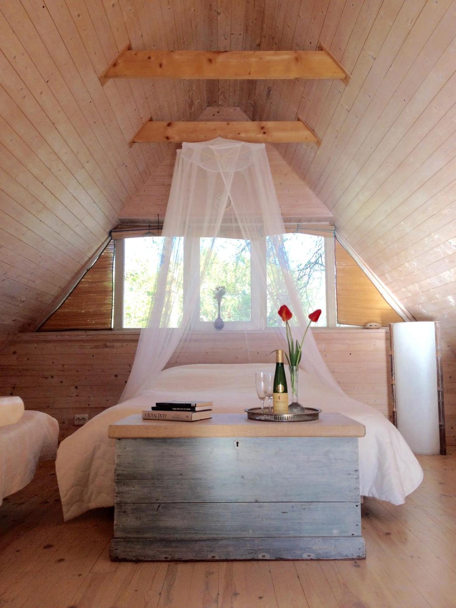 Kaju Guesthouses Насва Экстерьер фото