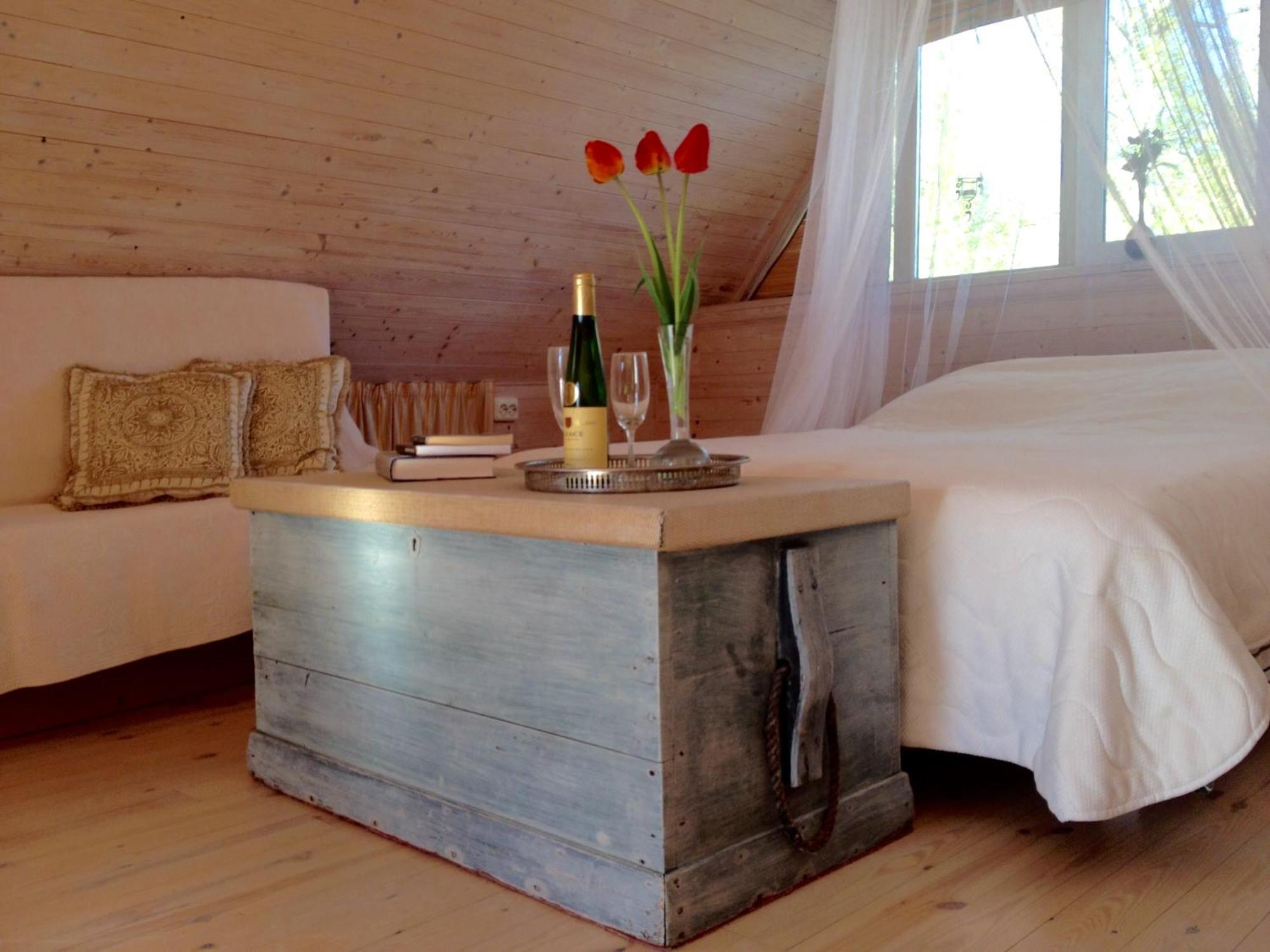 Kaju Guesthouses Насва Экстерьер фото